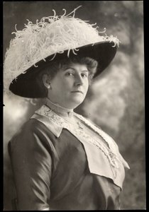 Bayan Gresham
